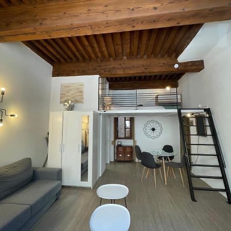 Appartement Cosy Au Coeur Du Vieux Lyon Lião Exterior foto