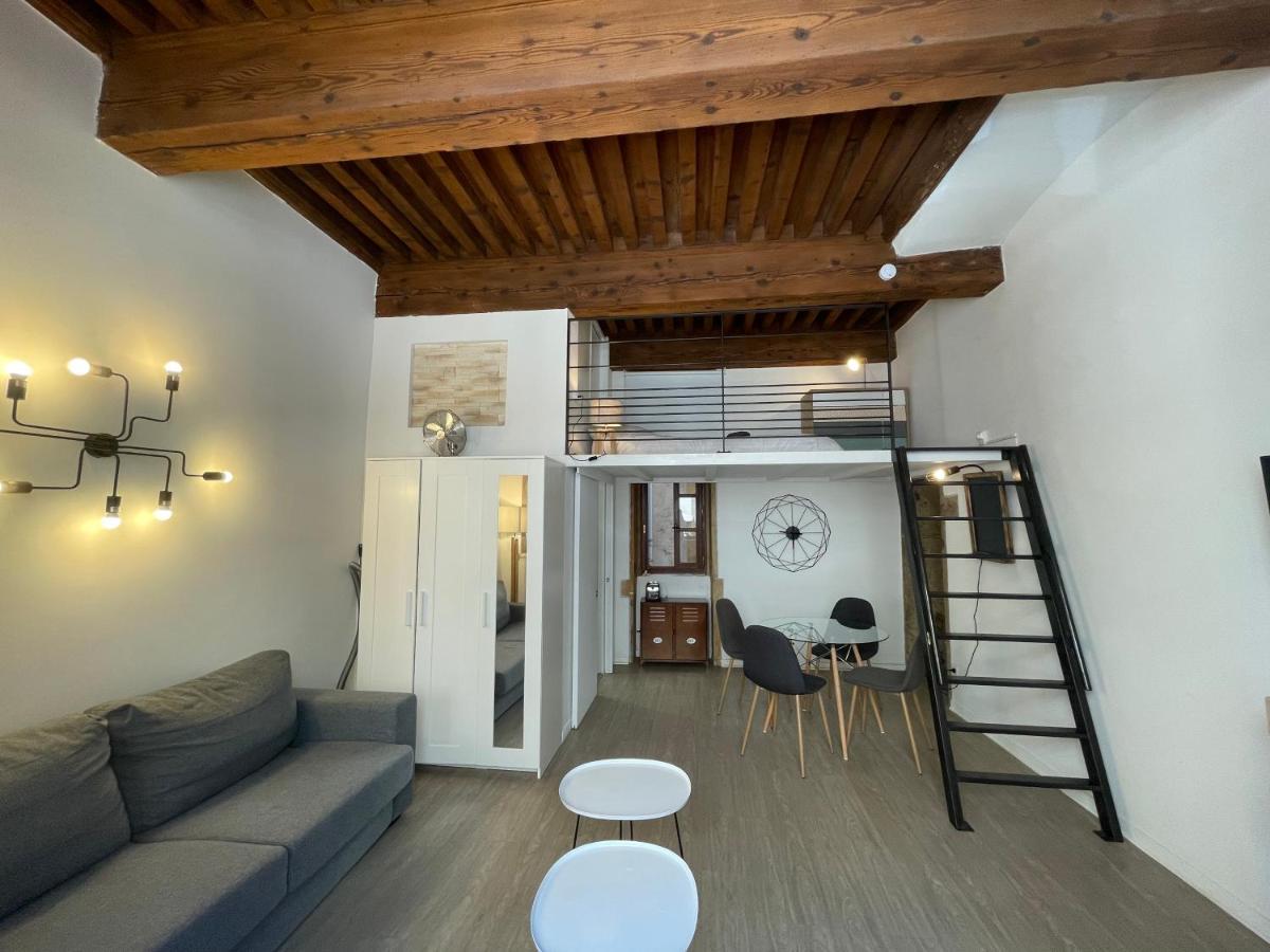 Appartement Cosy Au Coeur Du Vieux Lyon Lião Exterior foto